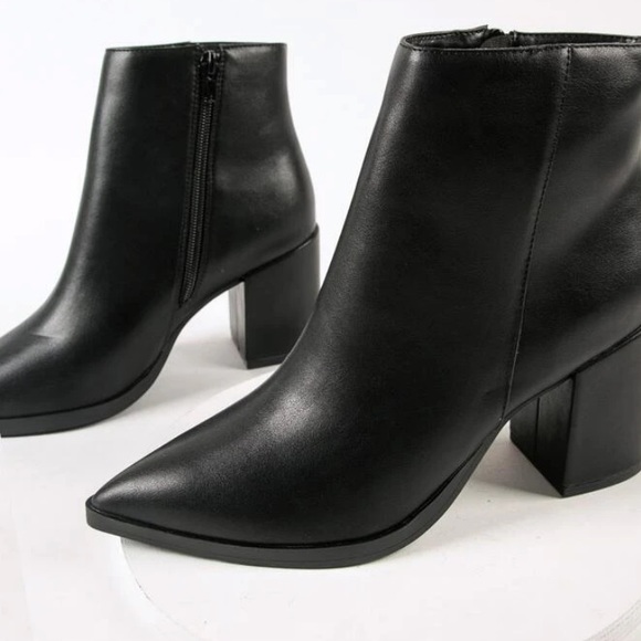 Chunky Block Heel Pointed Toe Faux leather Booties - Picture 3 of 4
